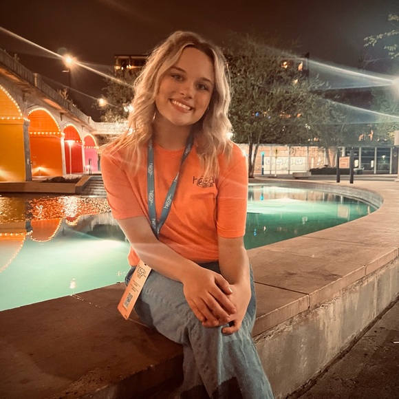 Meet your Posher, Chandra - Picture 5 of 15